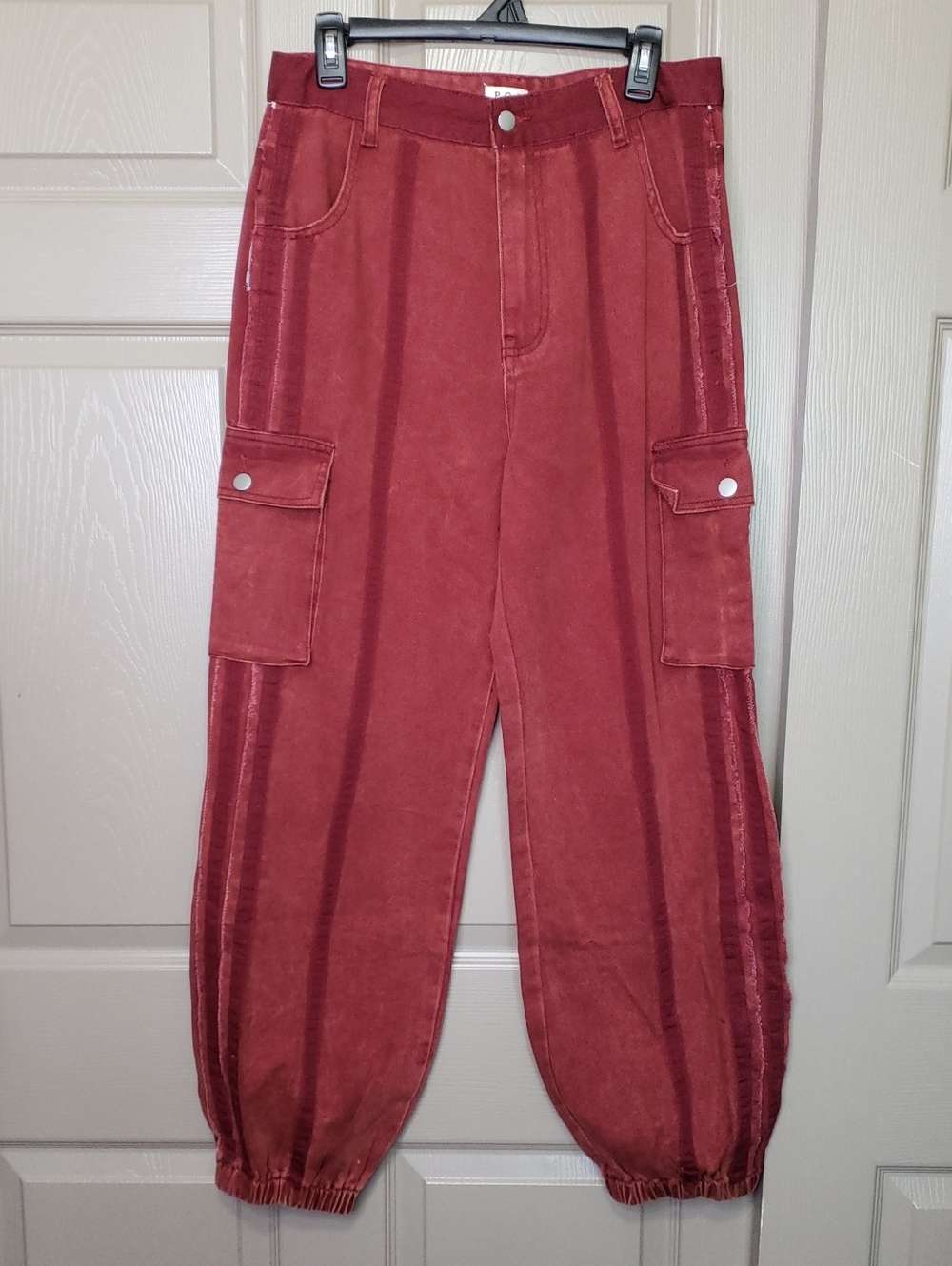 NWT POL High-Rise Denim Jogger Cargo Pants in Fire Brick  Size small